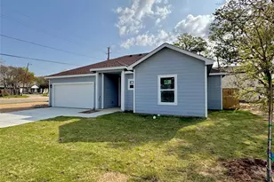 2010 Nantucket Village Dr, Dallas, TX 75217 - Photo 2