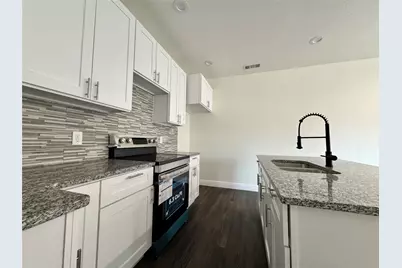 2010 Nantucket Village Drive, Dallas, TX 75217 - Photo 12