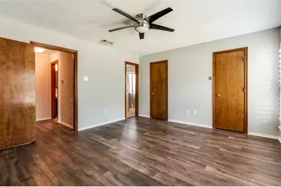 3801 Silver Maple Drive, Carrollton, TX 75007 - Photo 16