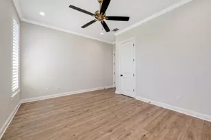 312 Champions Wy, McGregor, TX 76657 - Photo 36