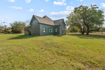 153 E Norway Street, Walnut Springs, TX 76690 - Photo 24