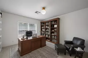 1725 La Porte Dr, Waco, TX 76710 - Photo 16