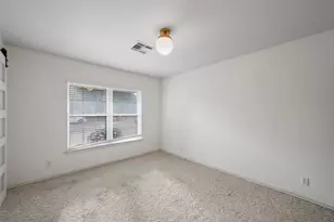 1725 La Porte Dr, Waco, TX 76710 - Photo 14