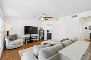 1641 Choteau Cir, Grapevine, TX 76051 - Photo 4