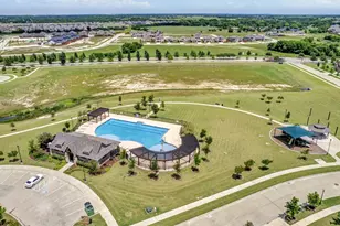 504 Lowland Ln, Waxahachie, TX 75165 - Photo 38