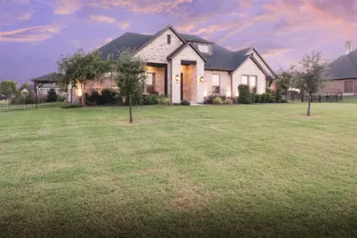 4266 Waterstone Estates Drive, McKinney, TX 75071 - Photo 4