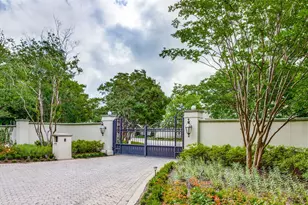 9520 Hathaway St, Dallas, TX 75220 - Photo 2