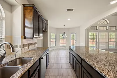 7116 Playa Imperial Lane, Grand Prairie, TX 75054 - Photo 14