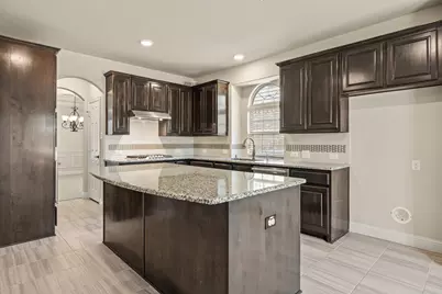 7116 Playa Imperial Lane, Grand Prairie, TX 75054 - Photo 10