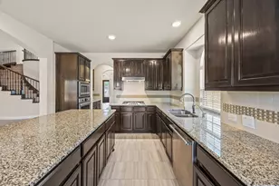 7116 Playa Imperial Ln, Grand Prairie, TX 75054 - Photo 12