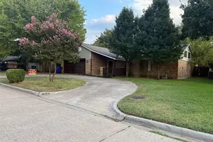1006 Aspen Ln, Mansfield, TX 76063 - Photo 2