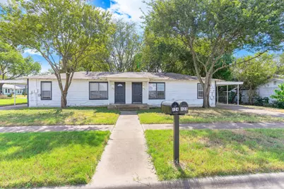 122 Ramsey Avenue #124, Cleburne, TX 76031 - Photo 1