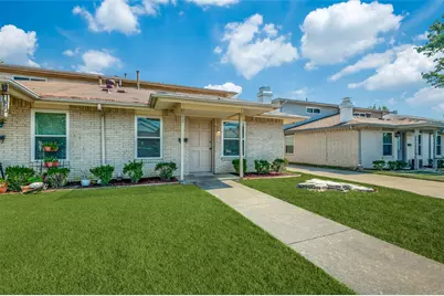 110 Crandall Road #112-Right Side, Irving, TX 75060 - Photo 12