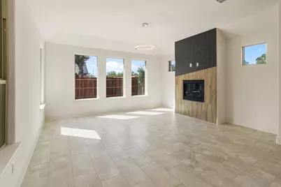 929 Ryed Lane, Fort Worth, TX 76120 - Photo 8