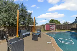 4215 Bent Oaks Dr, Arlington, TX 76001 - Photo 24