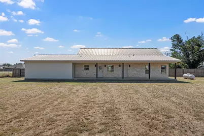 805 N Main Street, McGregor, TX 76657 - Photo 30