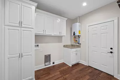 805 N Main Street, McGregor, TX 76657 - Photo 18