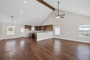 805 N Main St, McGregor, TX 76657 - Photo 6