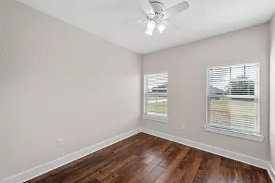 805 N Main Street, McGregor, TX 76657 - Photo 24