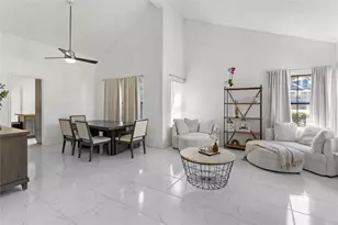 314 Hillside Ct, Garland, TX 75043 - Photo 4