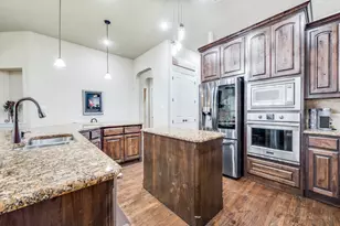 221 St Mark Ln, Prosper, TX 75078 - Photo 10