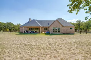 106 Treeline Ct, Lipan, TX 76462 - Photo 36