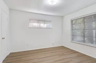 7415-7417 Walling Ln, Dallas, TX 75231 - Photo 12