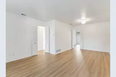 7415-7417 Walling Lane, Dallas, TX 75231 - Photo 4