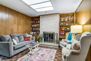 7415-7417 Walling Ln, Dallas, TX 75231 - Photo 16