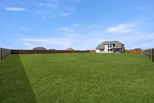 109 Golden Jackal Ct, Godley, TX 76044 - Photo 28