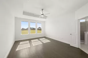 109 Golden Jackal Ct, Godley, TX 76044 - Photo 12