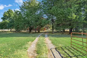 230 Vz County Rd 3532, Wills Point, TX 75169 - Photo 2