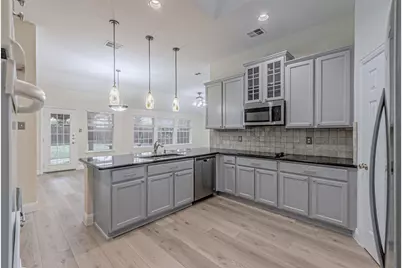 10601 Robincreek Lane, Frisco, TX 75035 - Photo 8