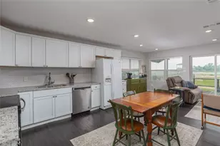 6827 Briar Rd, Azle, TX 76020 - Photo 6