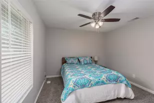 6827 Briar Rd, Azle, TX 76020 - Photo 16