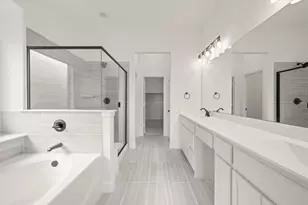 316 Bowrider Ln, Granbury, TX 76049 - Photo 14