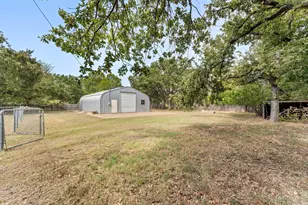 8013 River Run, Granbury, TX 76049 - Photo 6