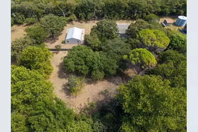 8013 River Run, Granbury, TX 76049 - Photo 32