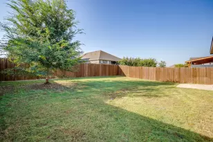 1405 Gentle Crk Ln, Fort Worth, TX 76052 - Photo 36