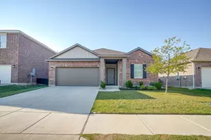1405 Gentle Crk Ln, Fort Worth, TX 76052 - Photo 2