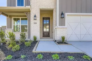 8904 Chestnut Ln, Justin, TX 76247 - Photo 2