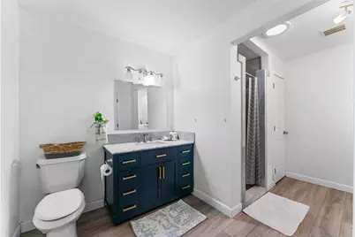 502 Royal Avenue, Grand Prairie, TX 75051 - Photo 16