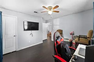 502 Royal Ave, Grand Prairie, TX 75051 - Photo 24