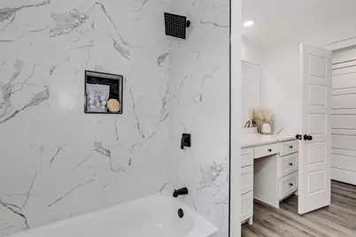 5804 Wimbleton Way, Fort Worth, TX 76133 - Photo 18