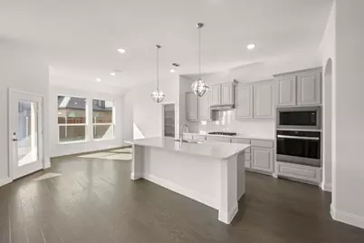 904 Meadow View Drive, Cleburne, TX 76033 - Photo 6