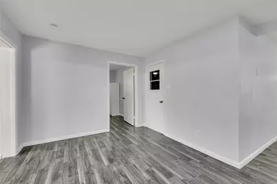 205 NW Jill Ann Drive, Burleson, TX 76028 - Photo 10