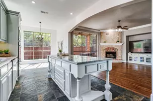 8709 Herns Meadow Ln, McKinney, TX 75071 - Photo 4