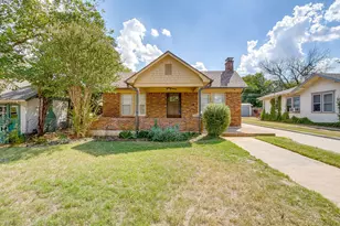 2209 W Rosedale St S, Fort Worth, TX 76110 - Photo 4