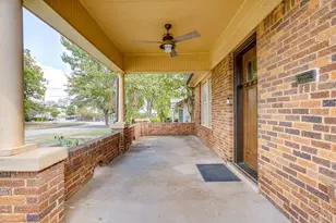 2209 W Rosedale St S, Fort Worth, TX 76110 - Photo 6