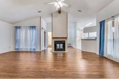 1126 Hemlock Drive, DeSoto, TX 75115 - Photo 8